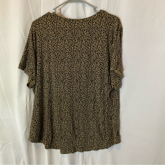 Old Navy Women’s Brown & Black Leopard Print Scoopneck T-Shirt Plus Size XXL - Picture 5 of 11